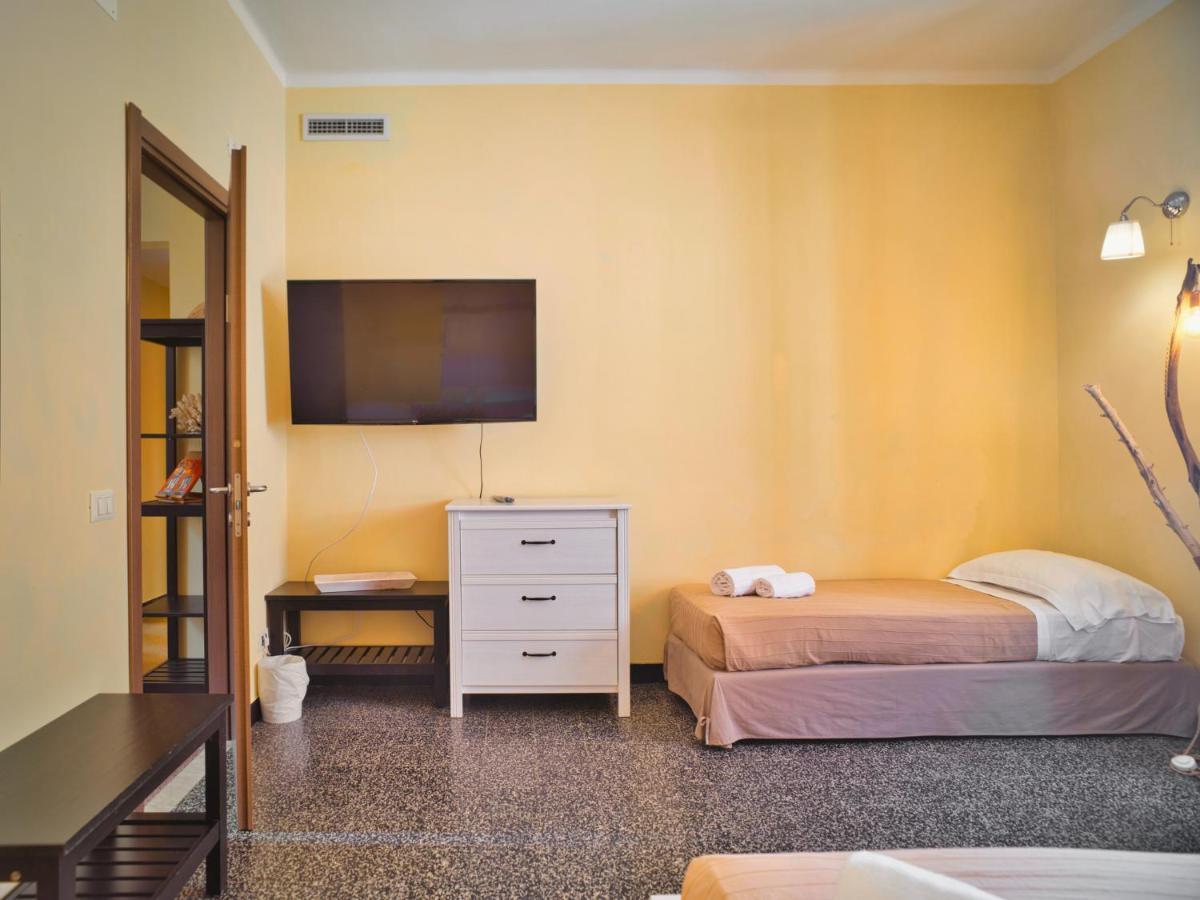Hotel 2 Passi Dal Mare Finale Ligure Exteriér fotografie
